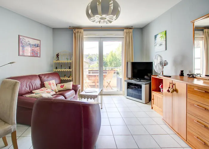 公寓 T3 Avec Terrasse, Garage Et Wifi A - Fr-1-555-120 艾克斯莱班